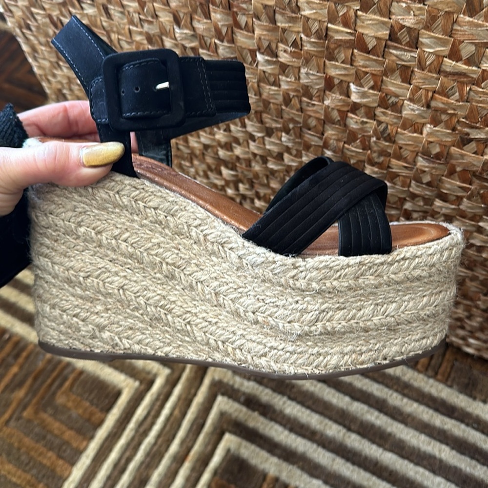 Schutz Blisse Nubuck platform sandals - Picture 8 of 8